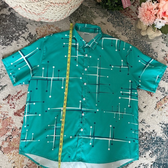 Teal Geometric Men's Button Down Short Sleeve Beach Summer Shirt - Picture 7 of 11
